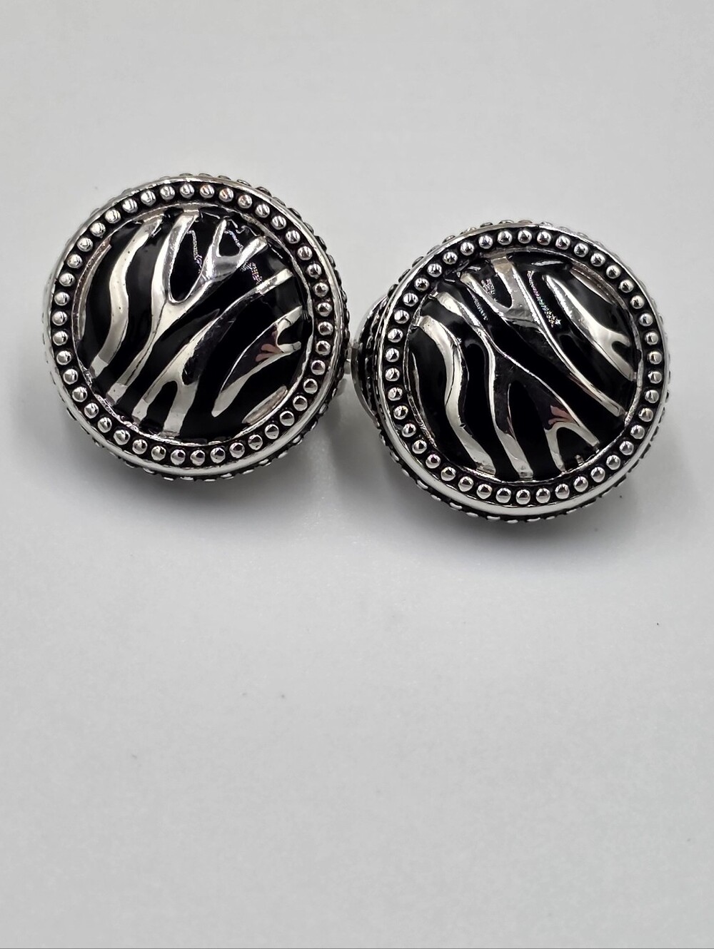 Premier Designs Zebra Print Clip On Earrings Silver Tone Black Enamel Button